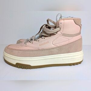 Reebok New Women Club Geo Soft Pink Ecru/White/Gum Platform Sneakers Sz 9 Shoes